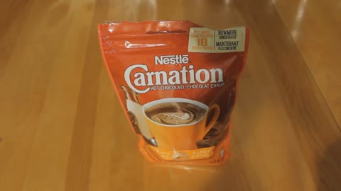 Nestle Carnation Hot Chocolate Review Wiv Milk, completely random review