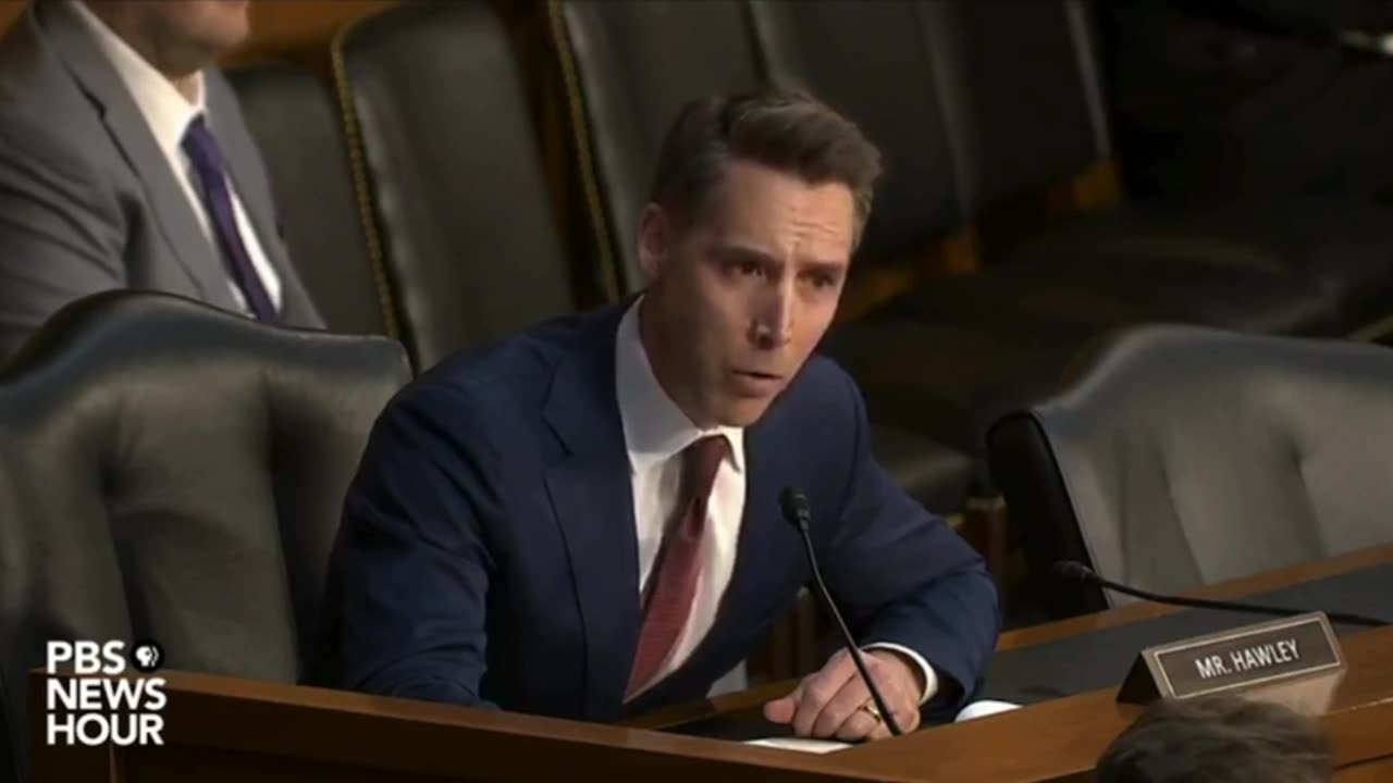 Josh Hawley | FBI Director Wray