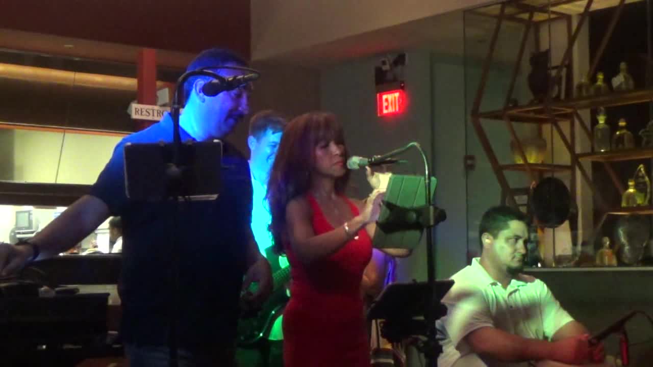 Eddie Ortiz & Son Caribe — Prime Time Salsa Saturdays - Buho Cantina (May 19, 2018)