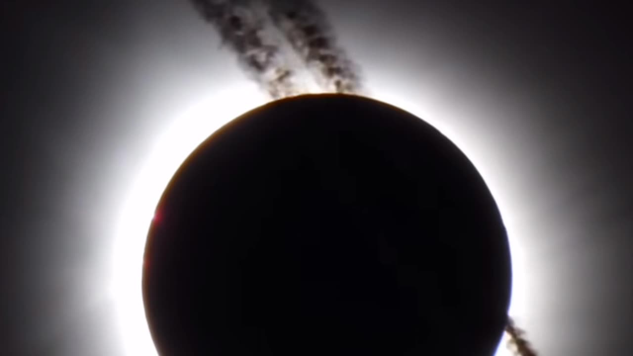 Eclipse Anomalies pt 4 ~ Epic Chemtrailer