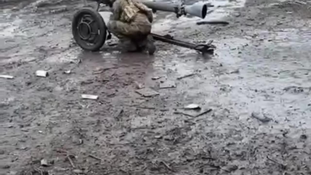 Ukrainians Firing 90mm Swedish Recoilless Gun