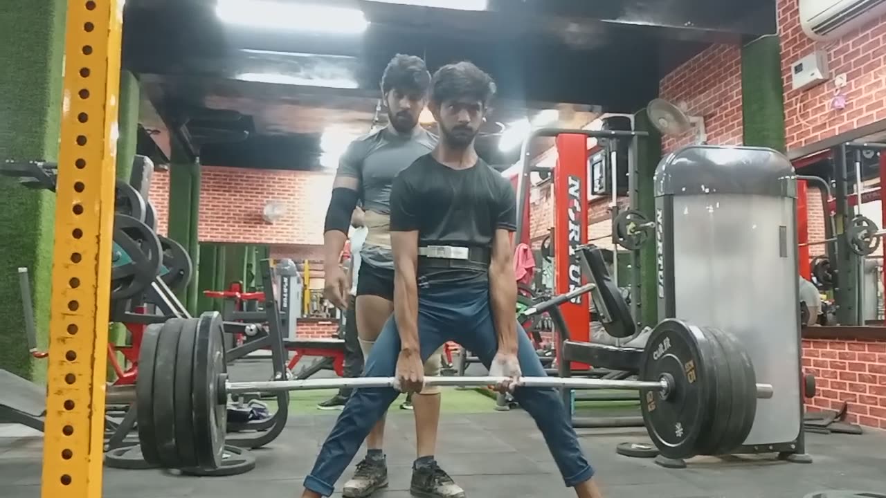 Sumo Deadlift 160 kg