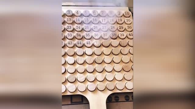 LASER WRITES NUMBERS