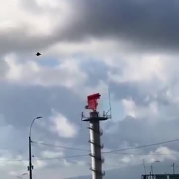 Video showing a UFO in Costa Rica. It's safe to say it's not a balloon