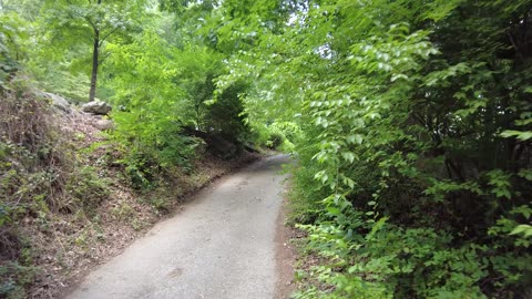 The Halfway Stopping Point of the Incline Railway