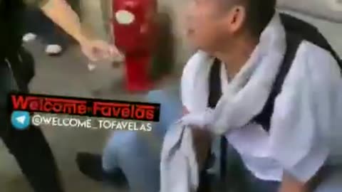 This tourist is not smiling after catching a pick pocket