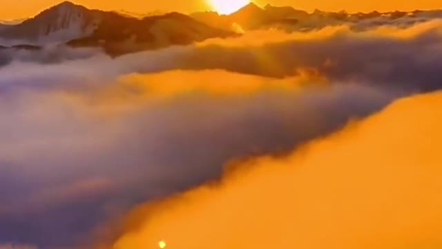 The top of the mountain scenery