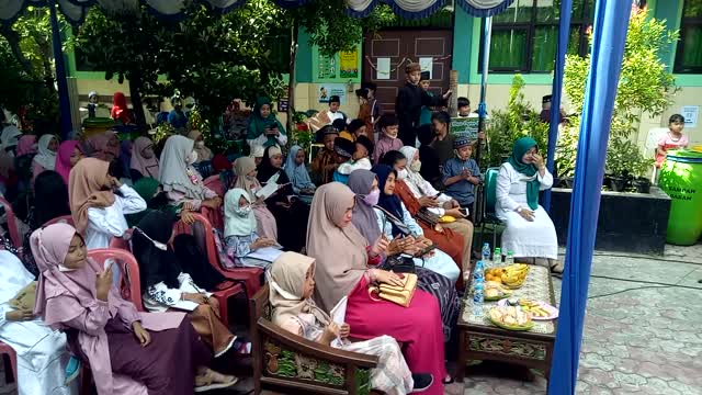 Maulid Nabi Muhammad di SDN Pucang 2 Sidoarjo