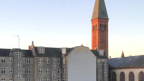 København - Nazaret Kirke - Church, moon timelapse