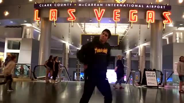 KISS KISS" - CHRIS BROWN | McCarran International Airport LAS VEGAS