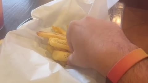 You're telling me these fries don't have a bottom?