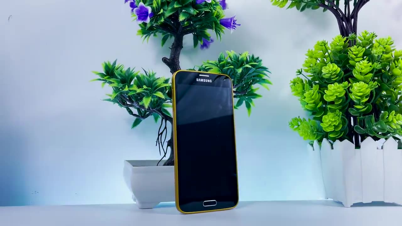 Satisfying Relaxing With Restoring Abandoned Destroyed Phone --- AF invention