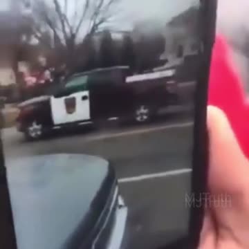 J6 - Man Describes Busses of Suspected Trouble Makers Being Escorted by Police at the Capitol