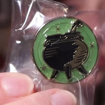 Unboxing: 2024 Universal Studios Limited Edition Pins! #wizardingworld #harrypotter #traveljapan
