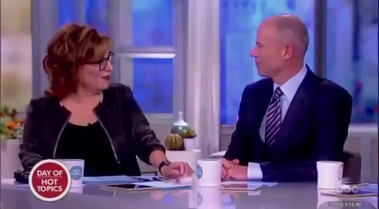 Avenatti: "All of my sexual fantasies involve handcuffs"