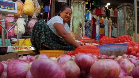 Myanmar unseen street Food