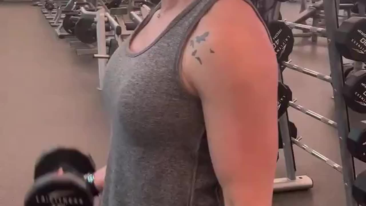 R.E.P.S Personal Training - DB Bicep Curl