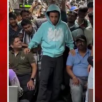 లోకల్ ట్రైన్‌లో పుష్ప రాజ్ స్టెప్స్ | #pushpa2 #dance #ytshorts #viral #shortsvideo | FBTV NEWS