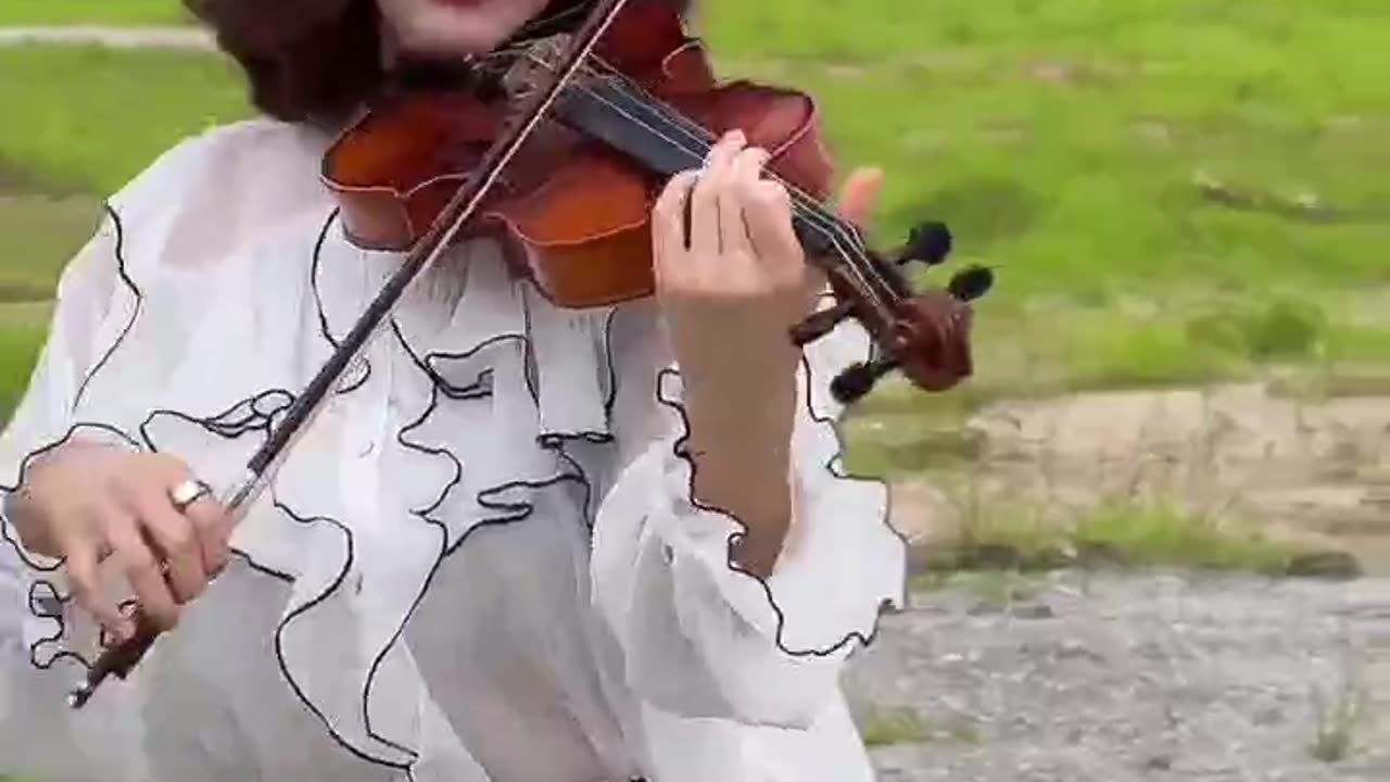 Beautiful girls # short video # Violin