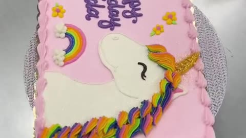 How to Make a Magical Unicorn Cake That Will Amaze Your Friends