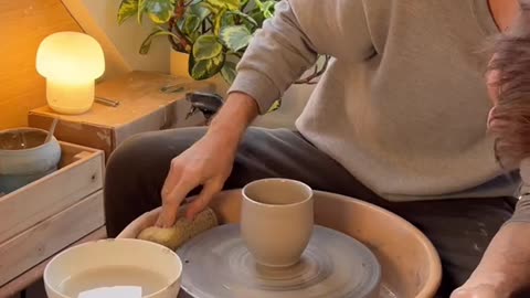 Reply to @littleperilla throwing blindfolded #pottery.mp4