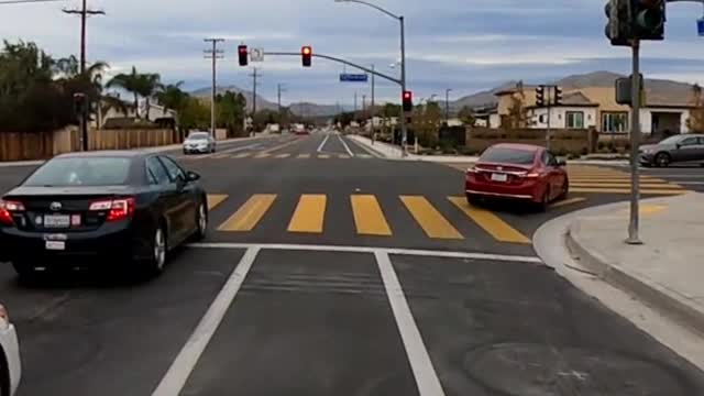 illegal turn
