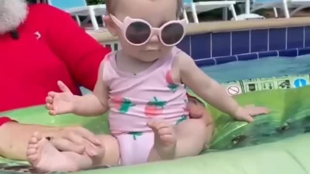 Cute viral baby dancing