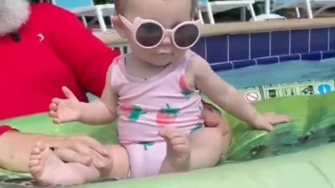 Cute viral baby dancing