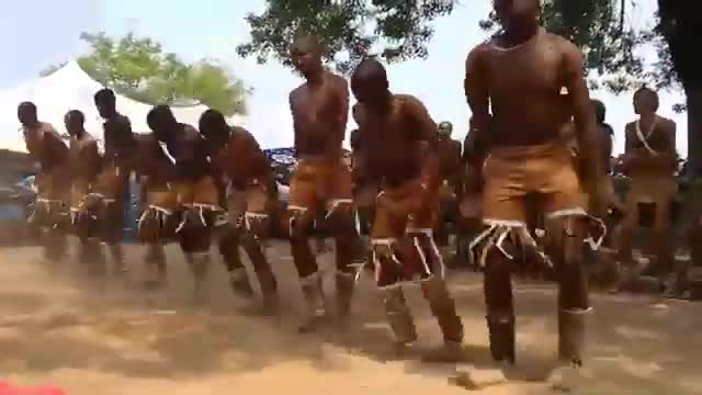 Tswana Traditional Dance (Phatisi)