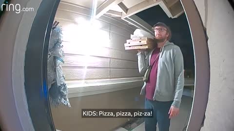 Sometimes You Just Need To Dance! Ring Video Doorbell Captures Funny TOMMY´S GARAGENS