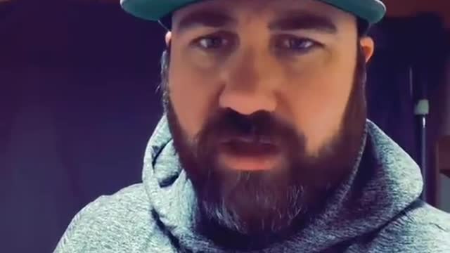 Canadian Beta Male Thinks Freedom is Government Granting Privilege