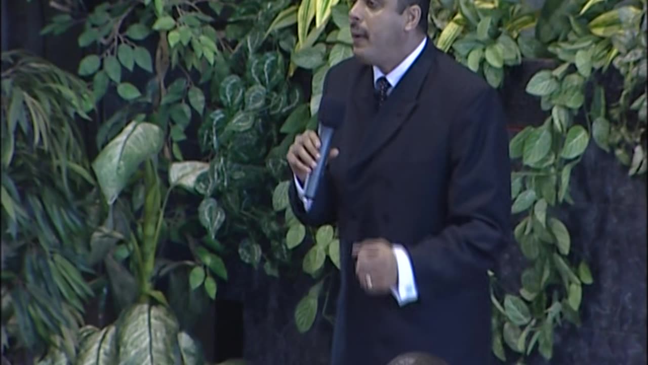 THE MINISTRY OF HELPS | DAG HEWARD-MILLS