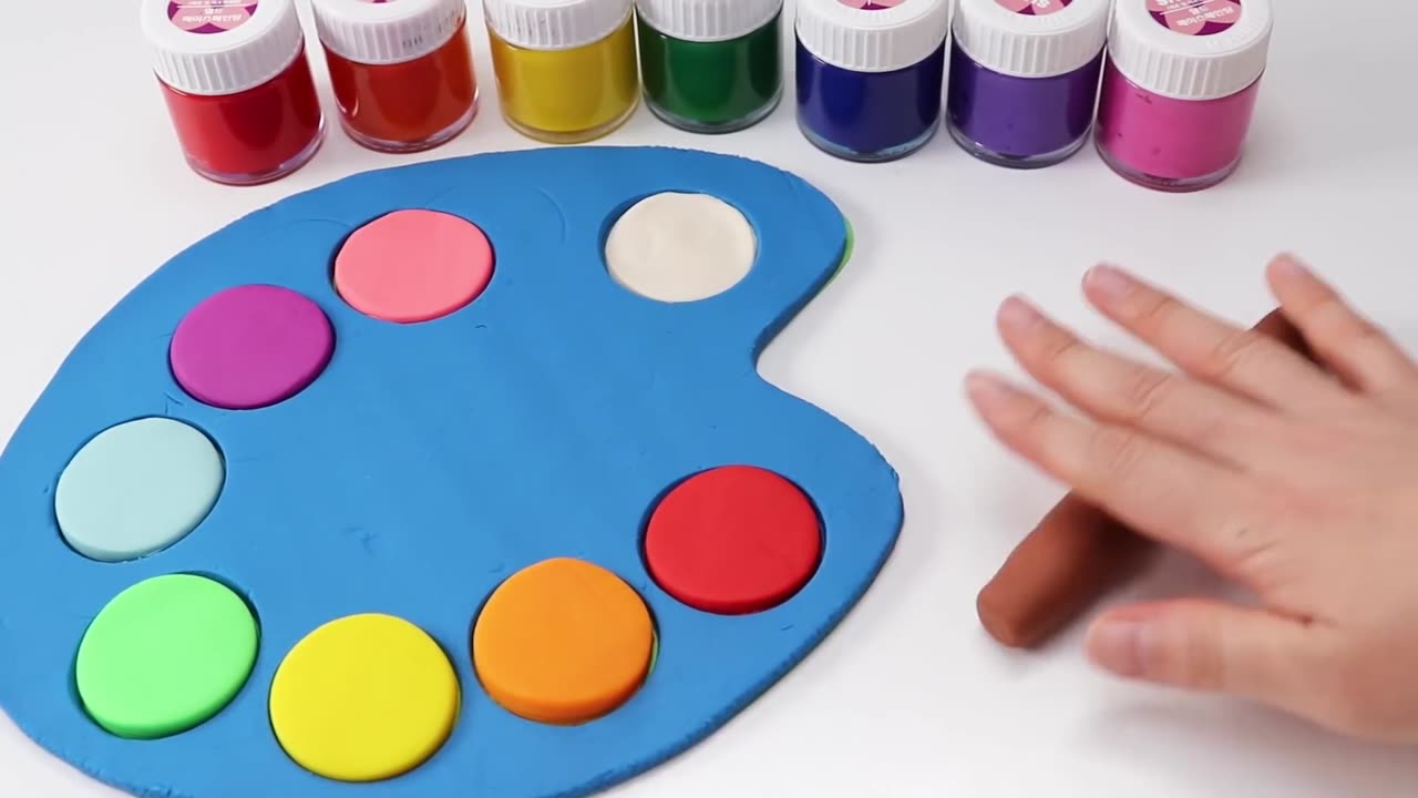 How To Make A Rainbow Art Pallet out of Play Doh