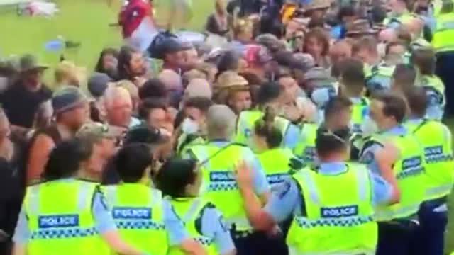 NEW ZEALAND POLICE TERRORIZING PROTESTERS