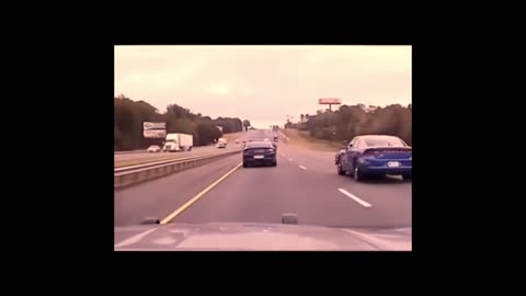 Biker Outruns Cops... at 100 MPH!