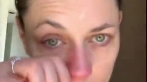 It's a Cult: Actress Discloses Vaccine Side Effect..... But Would Get It AGAIN