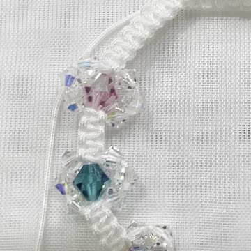 Handmade Unique 5”~9” Adjustable Bracelet. Made with Swarovski Crystal