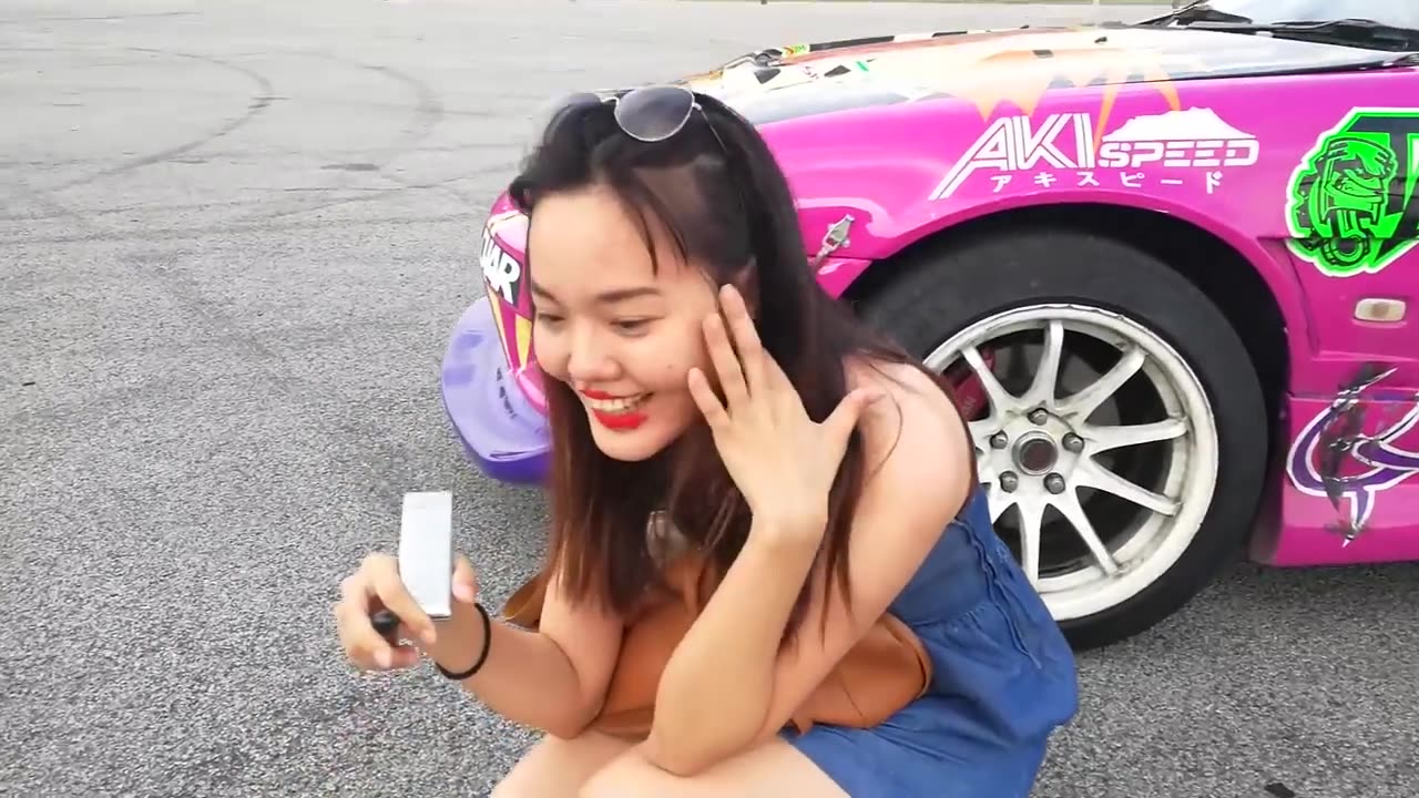 PRANK IN A DRIFT CAR