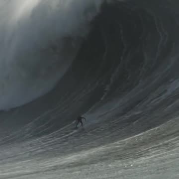 MASON BARNES COULD HAVE RIDDEN THE 100 FOOT WAVE AT NAZRE