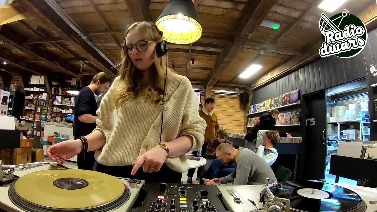 The Bass - Instore @ Dwars Vinyl Edam