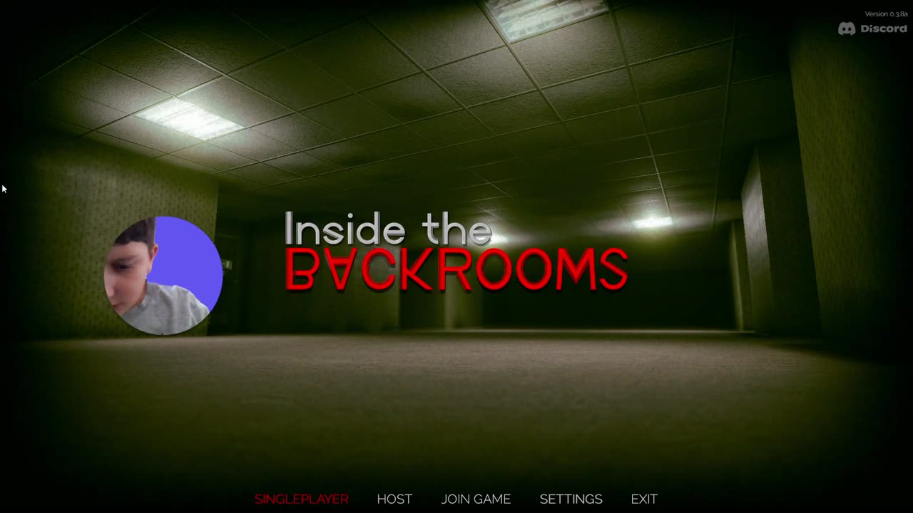 Playing inside the backrooms! (super crazy)