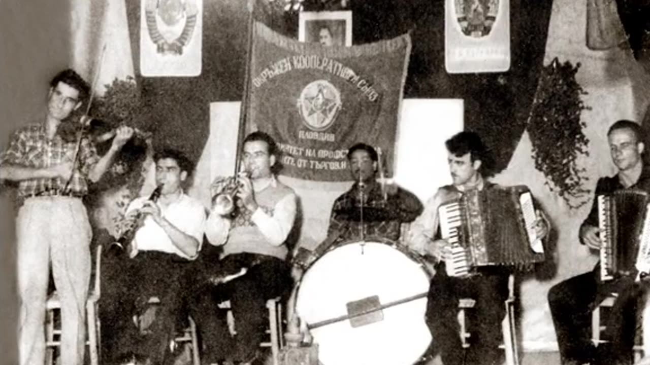 ПЪРВОМАЙСКАТА ГРУПА