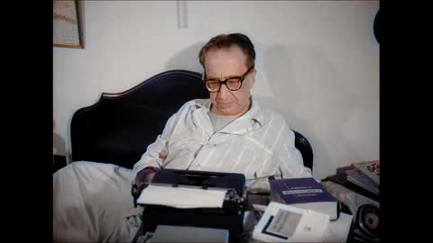 [Colorizado](1959) O poeta do Castelo - Manuel Bandeira