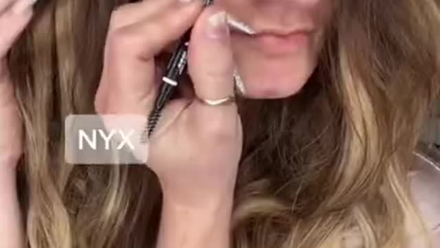 An ugly woman turns into beauty (false advertisement)