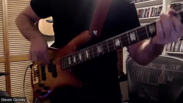 Full playthrough The Ides of March and Wrathchild by Iron Maiden on bass