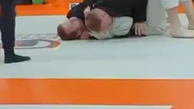 Head and arm choke