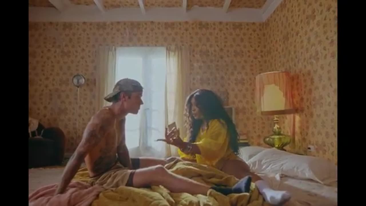 SZA-Snooze (official video)(360P)