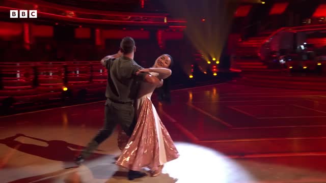 Will Mellor & Nancy Xu Foxtrot to Sun And Moon from Miss Saigon ✨ BBC Strictly 2022