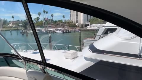 2007 Sea Ray 52 Sedan Bridge Yacht