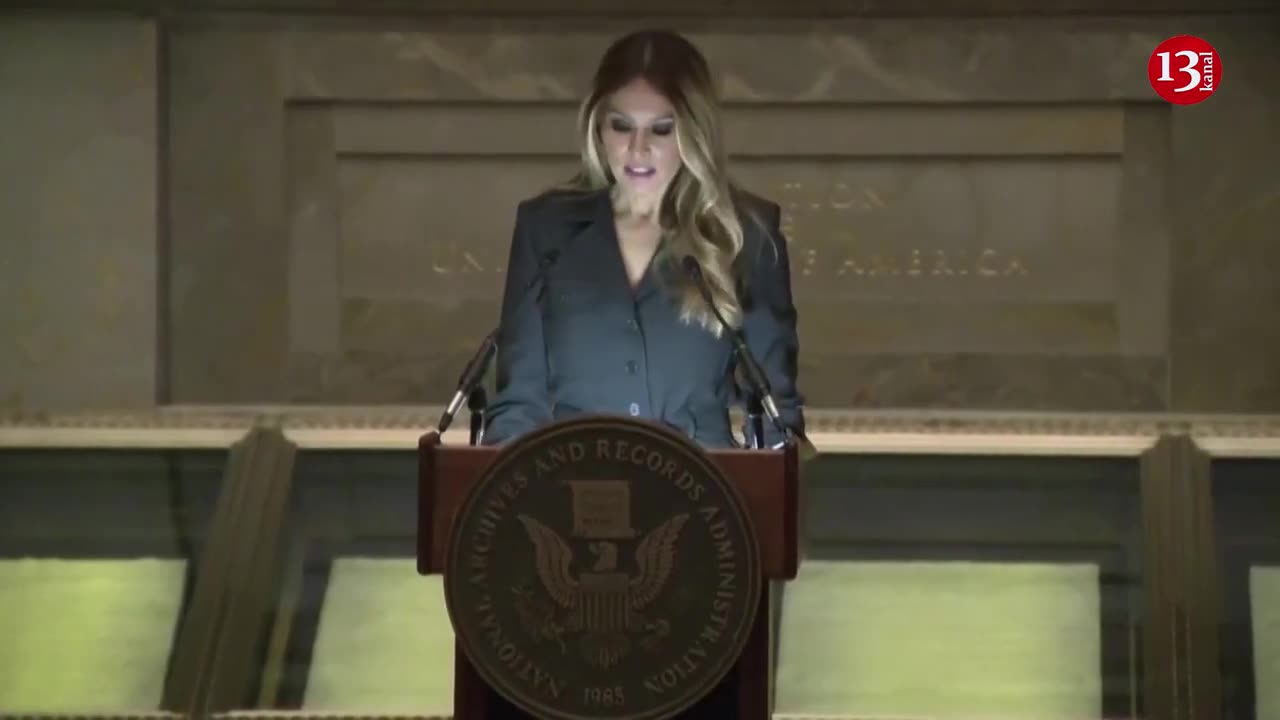 Melania Trump delivers remarks at a U.S. naturalization ceremony